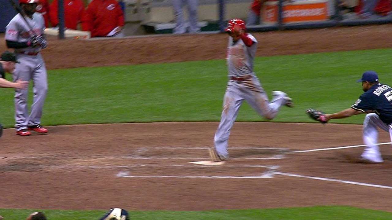Hamilton scores on wild pitch