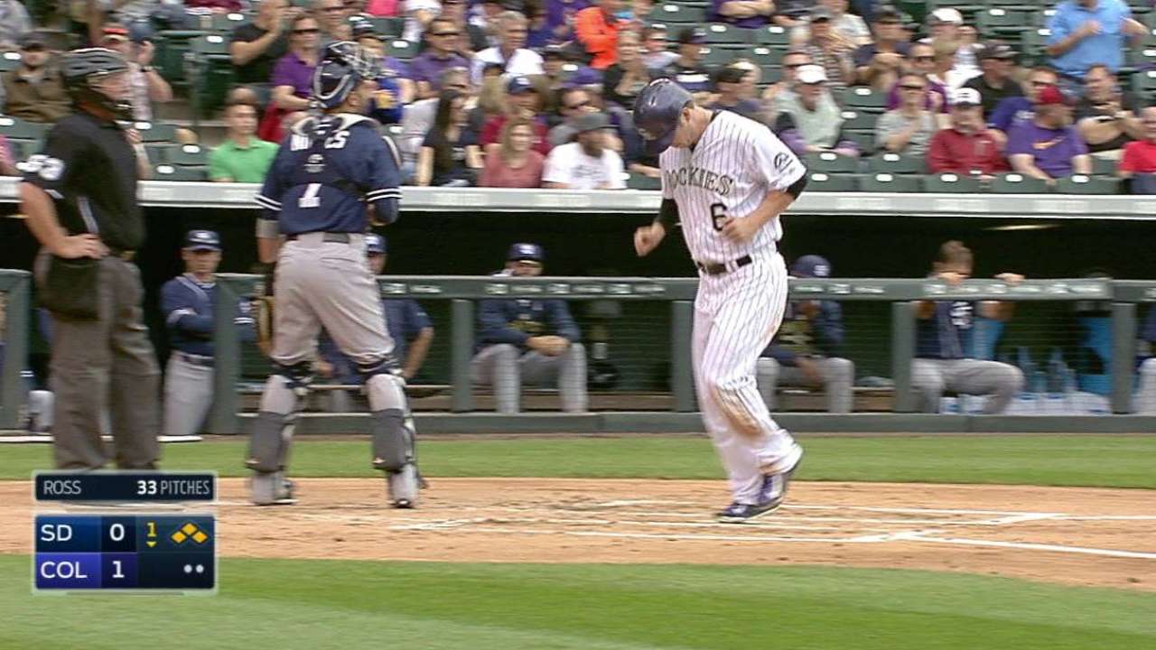 Descalso's bases-loaded walk