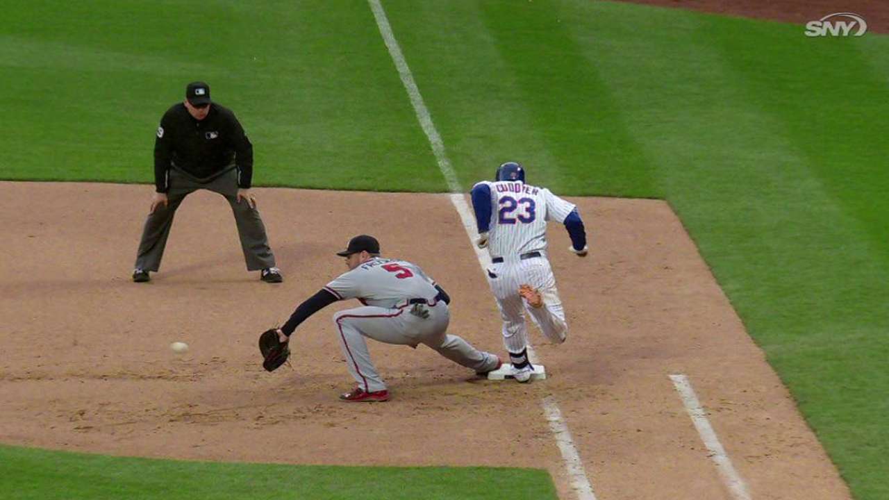 Mets challenge, call overturned