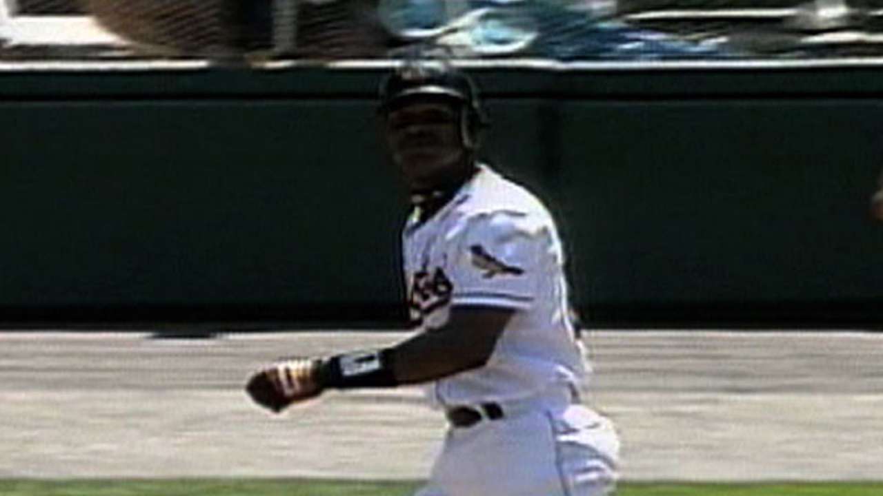 Davis' grand slam