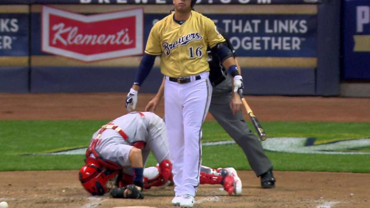 Molina day to day with right knee soreness