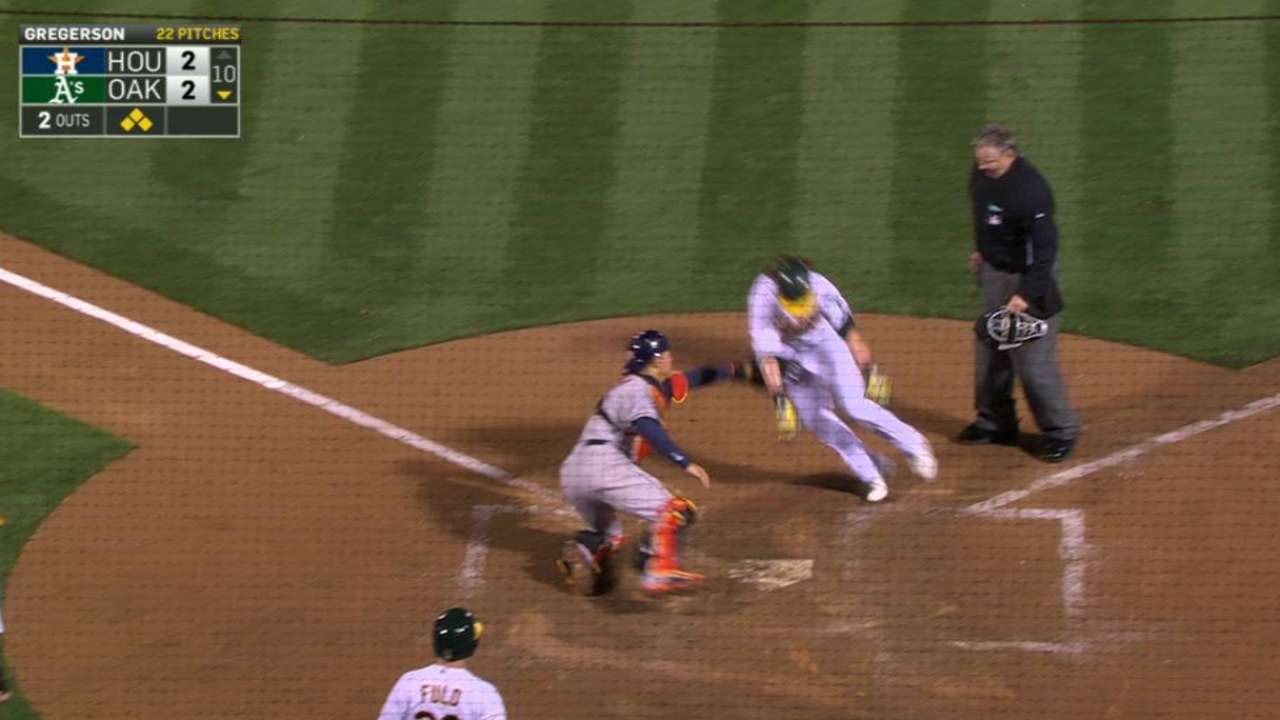Gregerson nabs Reddick at home