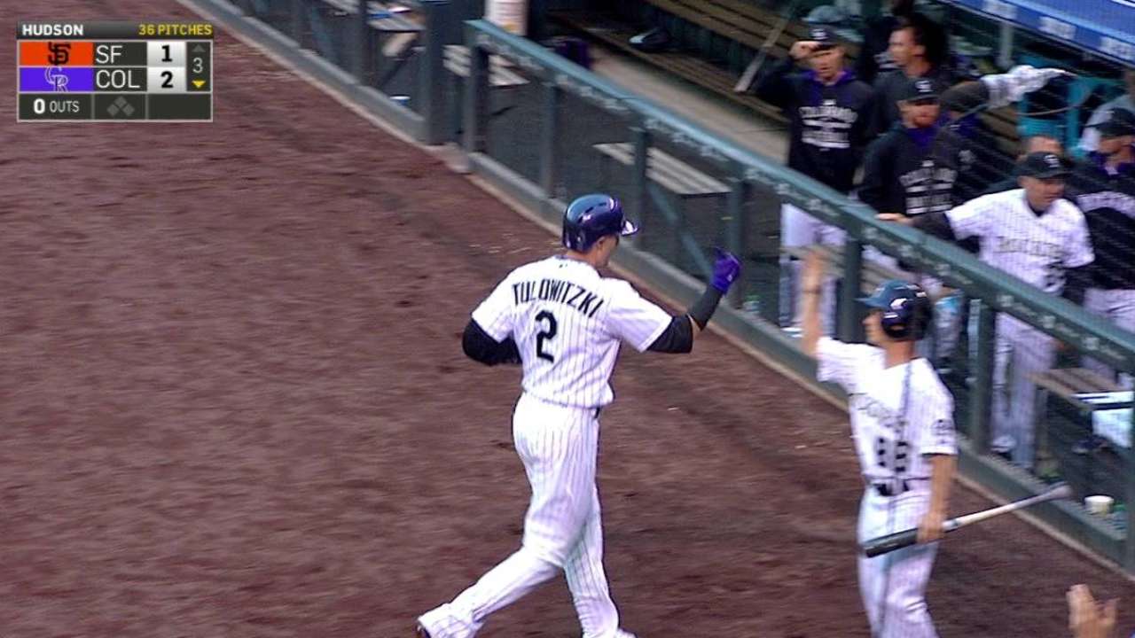 Tulowitzki's solo shot