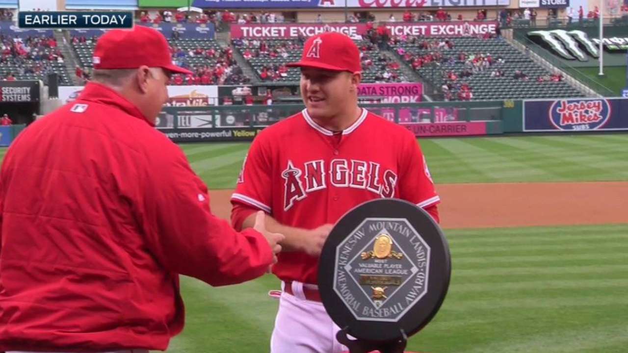 Angels gather franchise's MVPs to honor 2014 winner Trout
