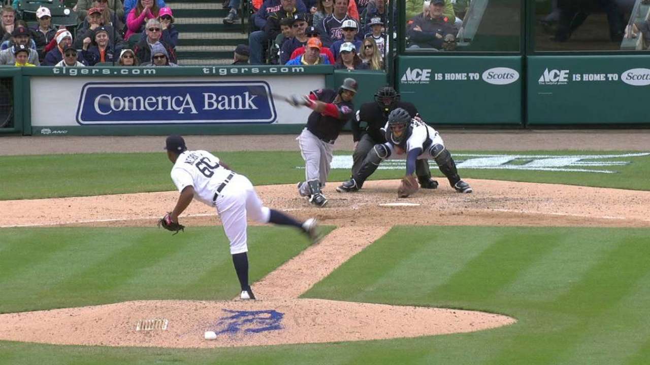 Santana's RBI single