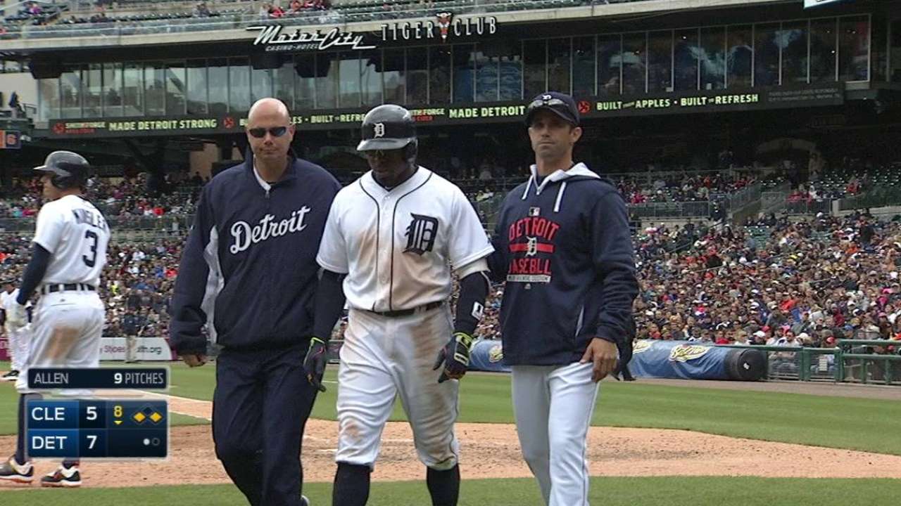 Davis day to day with right groin tightness