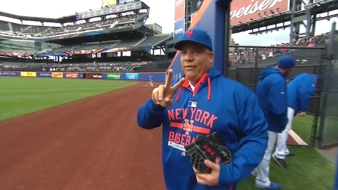 Mets walk all over Braves for 11th straight win