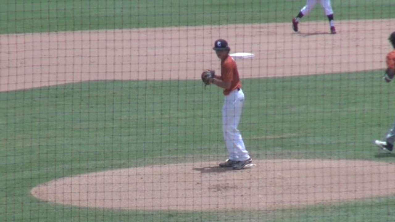Mariners go heavy with pitching in Draft