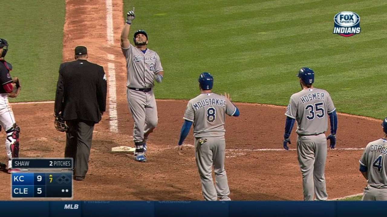HR de Morales coronó remontada de Reales ante Indios