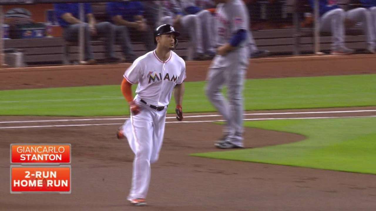 Marlins hunden a Mets con poder y se llevan la serie