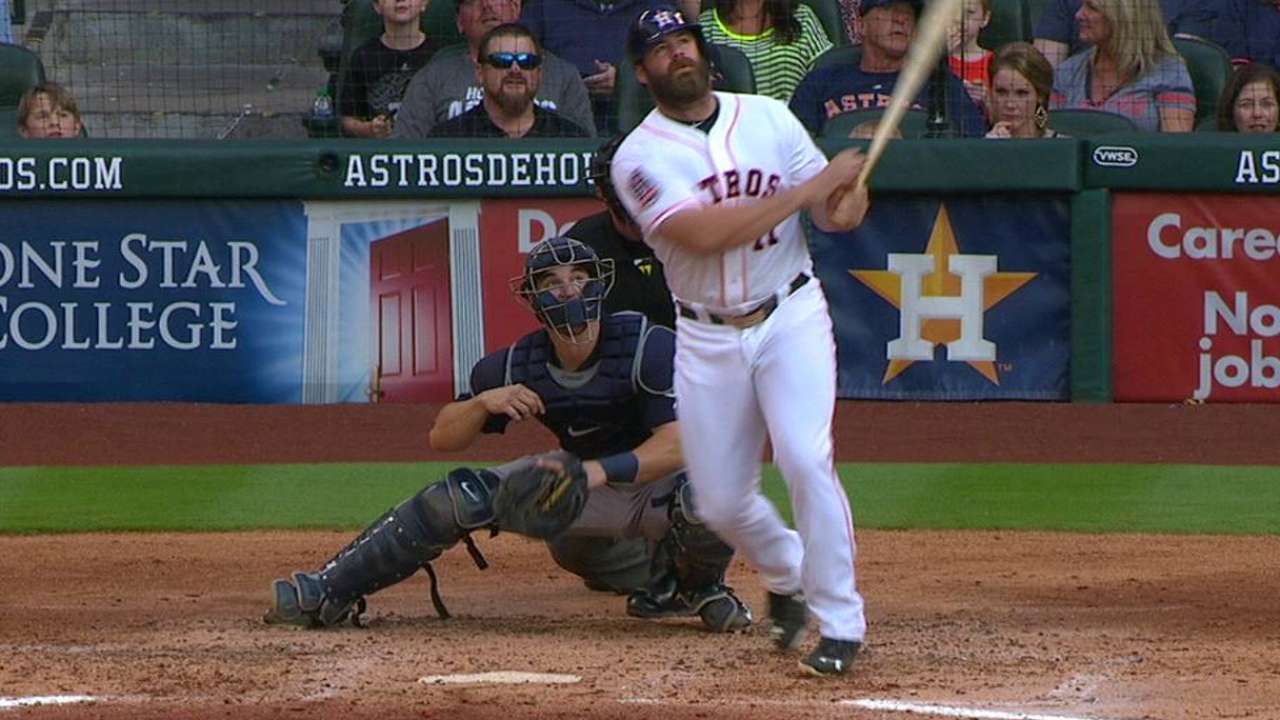 McHugh conduce a Astros a su 9no triunfo en fila
