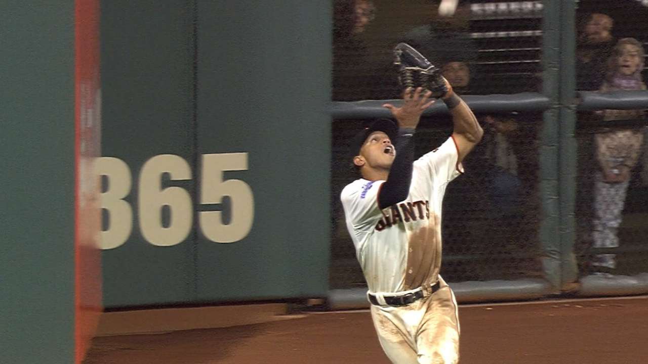 Maxwell runs it down
