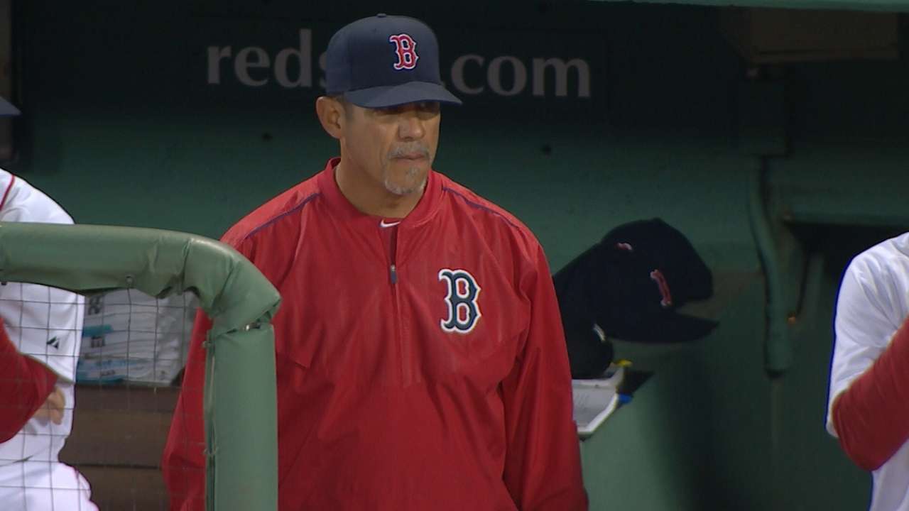 Red Sox dismiss pitching coach Nieves