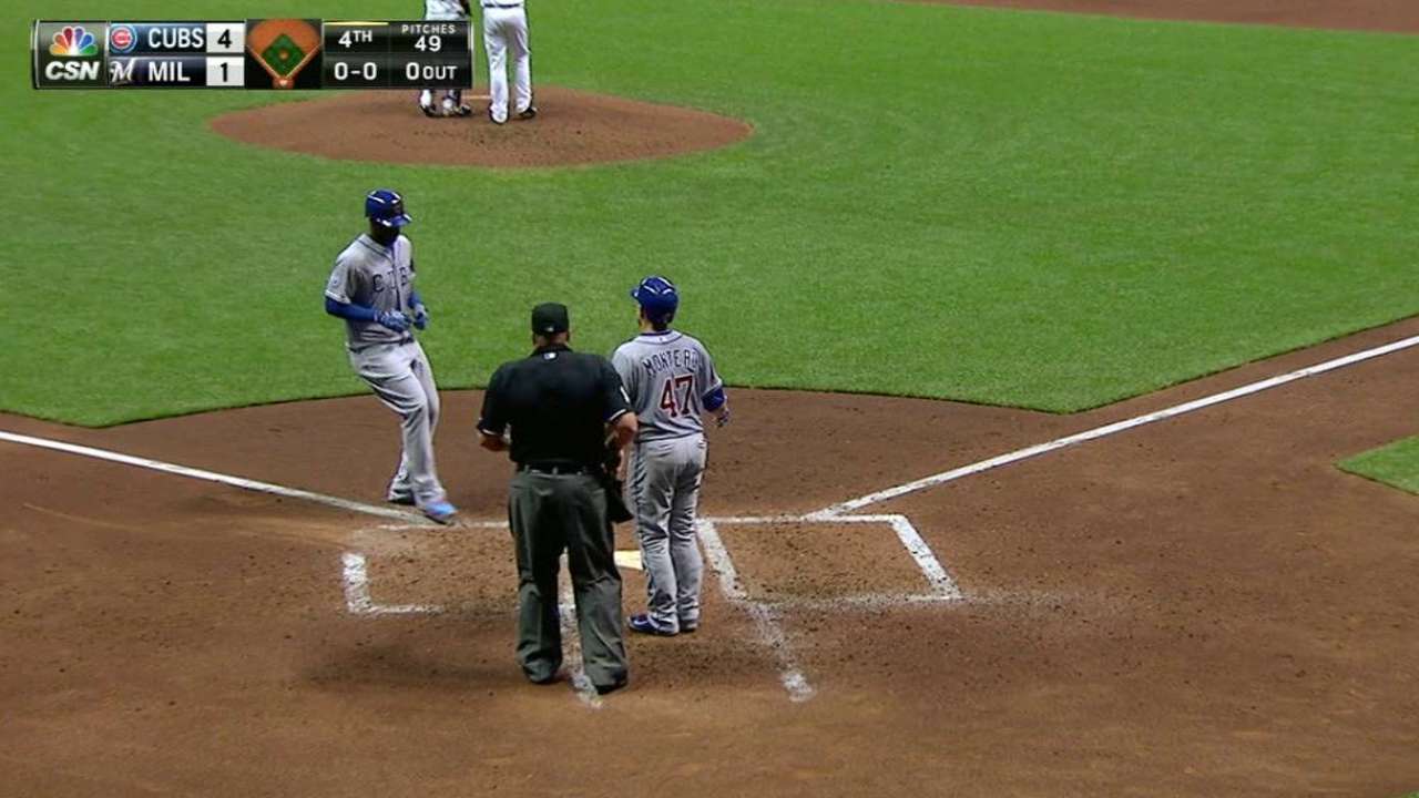 Cubs pegan 4 jonrones y superan a los Cerveceros
