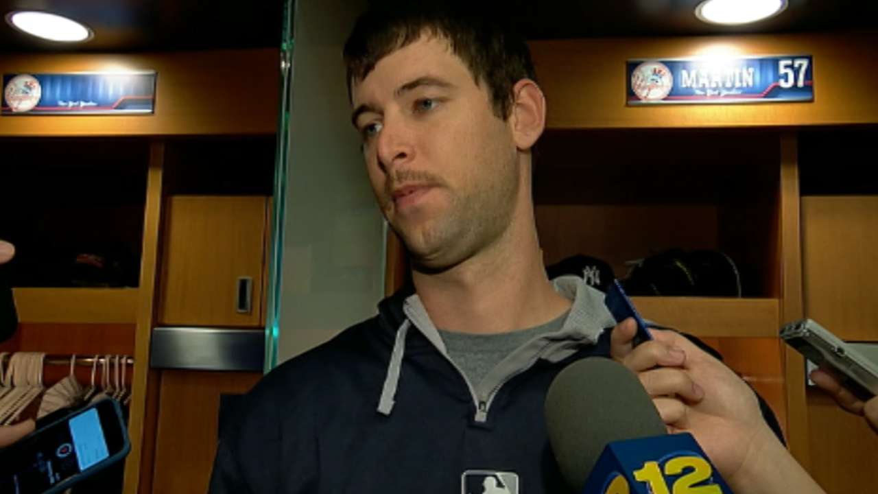 Martin lands on DL with tendinitis; Pinder recalled