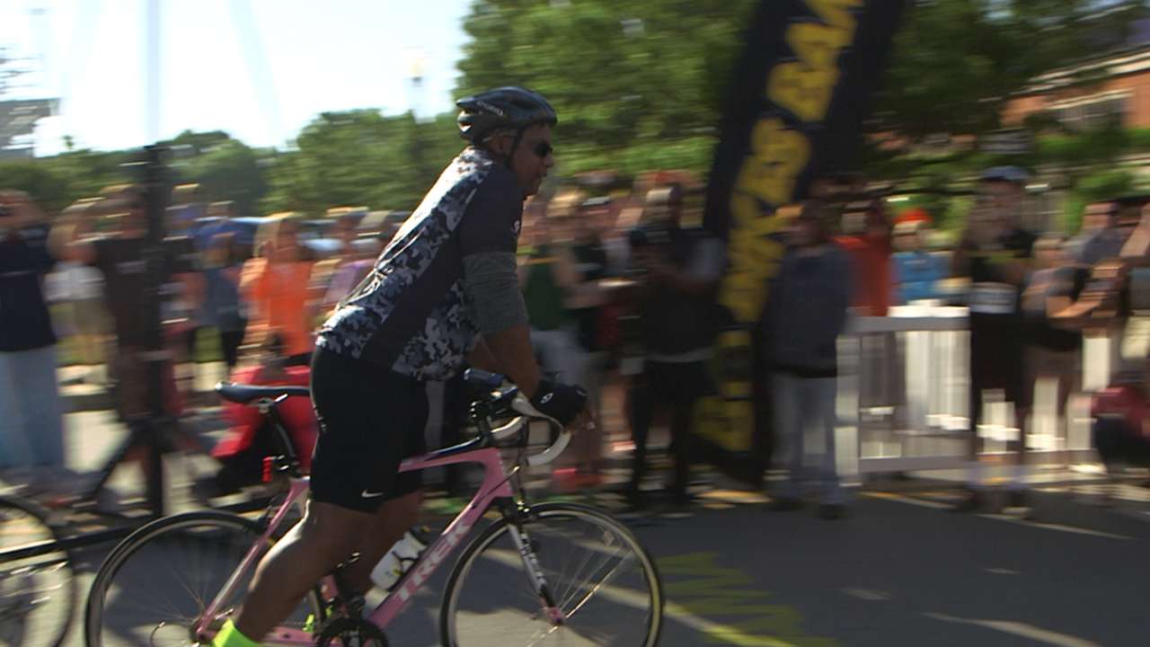 Biking across 'Bama with Bo Jackson