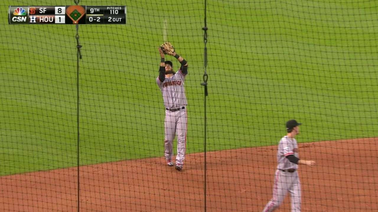 Giants' offense backs superb Heston vs. Astros