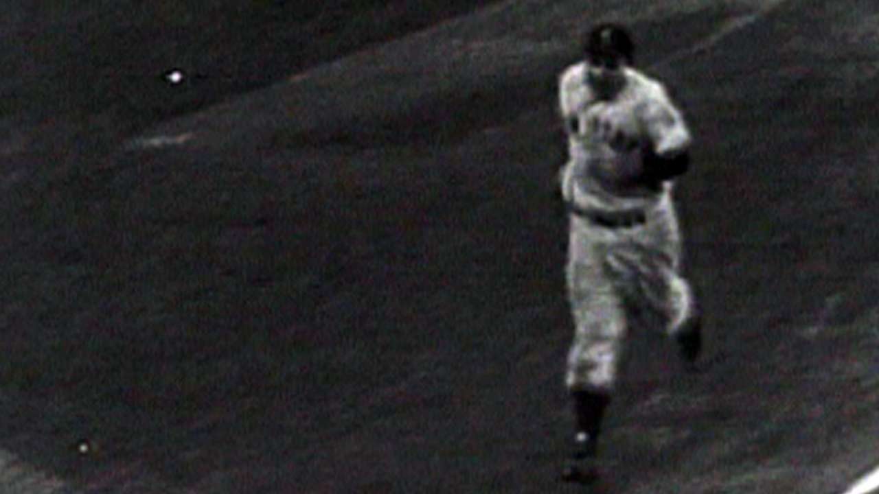 Yogi's game-tying homer