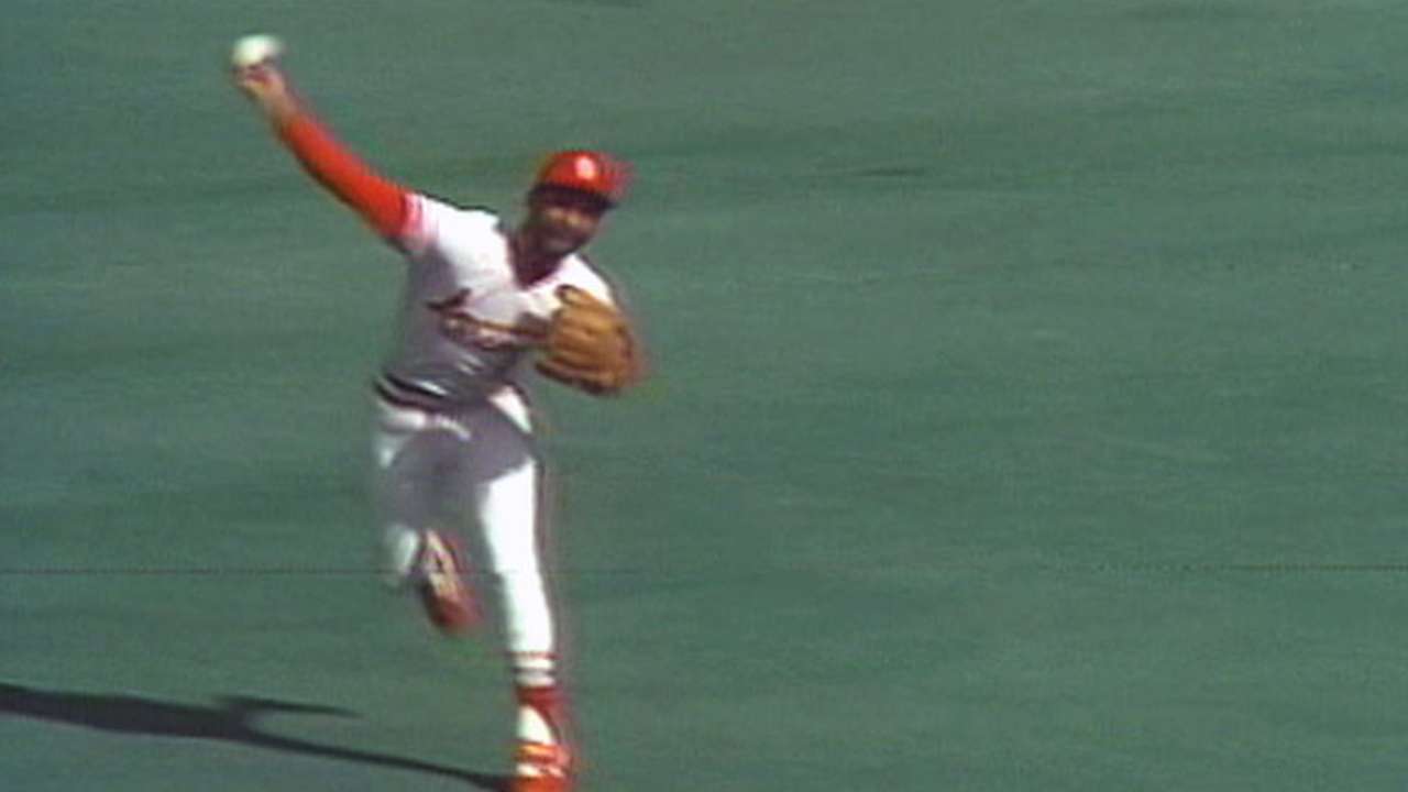 Ozzie's spectacular diving stop
