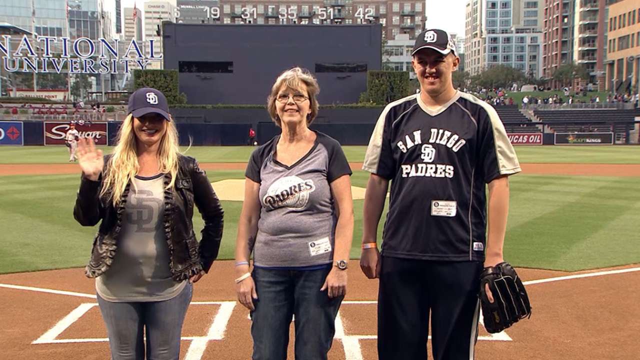 Clubs team up for MLB Autism Awareness initiative