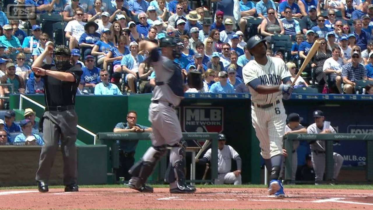 '15 debut doesn't go as planned for Capuano
