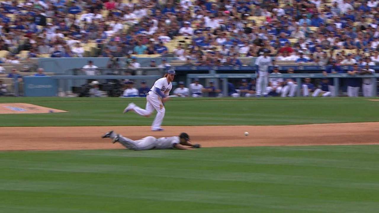 Bolsinger, Dodgers triunfan en duelo ante Rockies