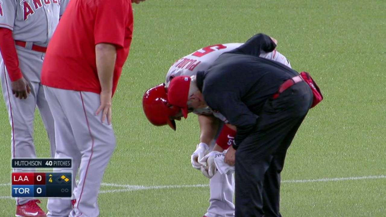 Pujols pierde juego tras bolazo en la mano izquierda