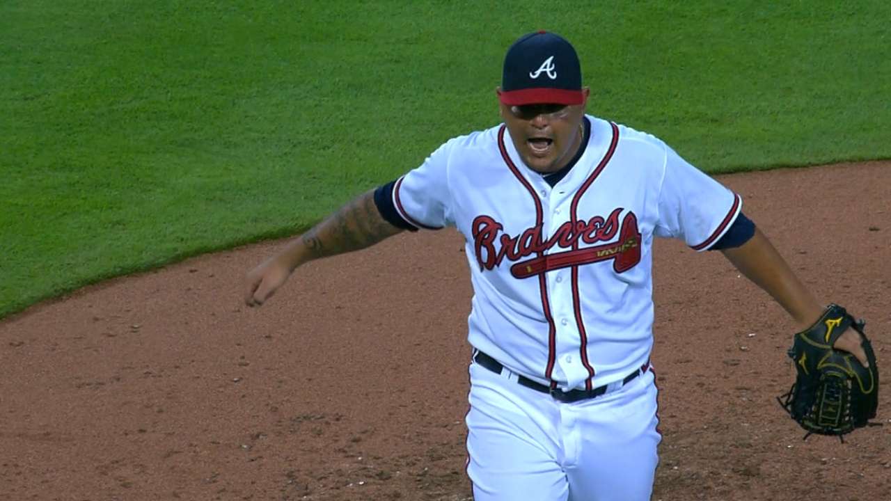 Pérez impresionó en su primera apertura en Grandes Ligas