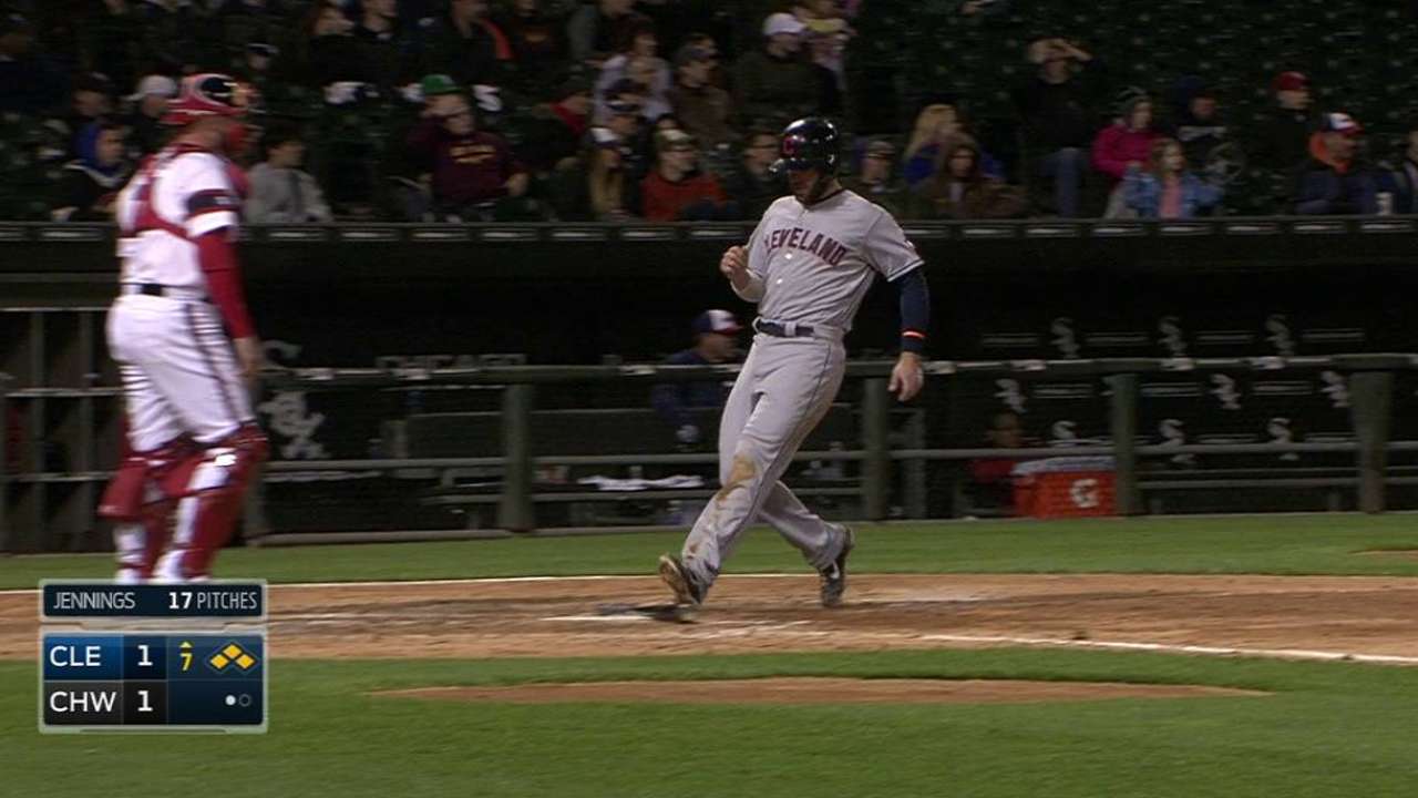 Indios doblegan a White Sox en regreso de Marcum