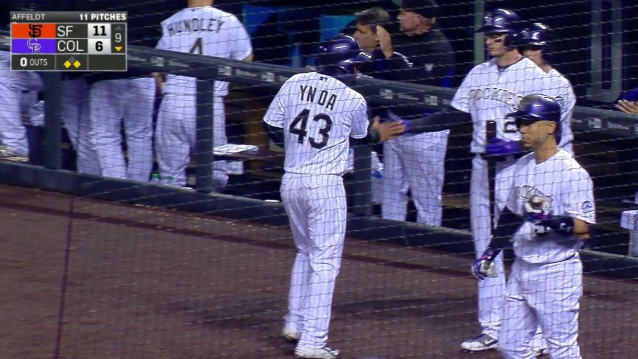 McKenry's pinch-hit RBI single