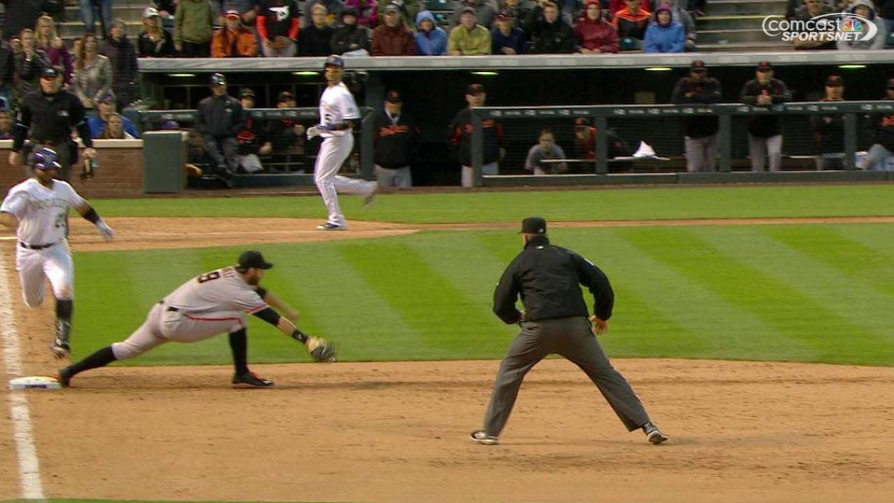 Casilla shuts the door