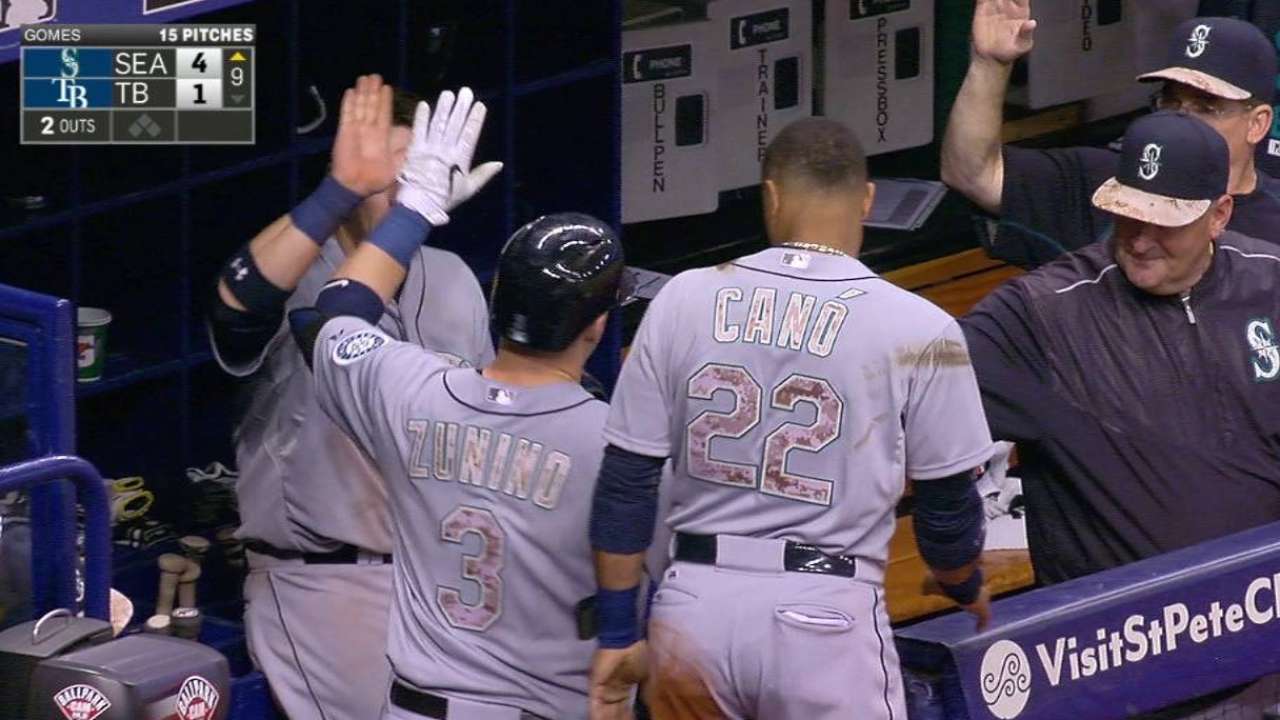 Mariners get the best of Rays in opener