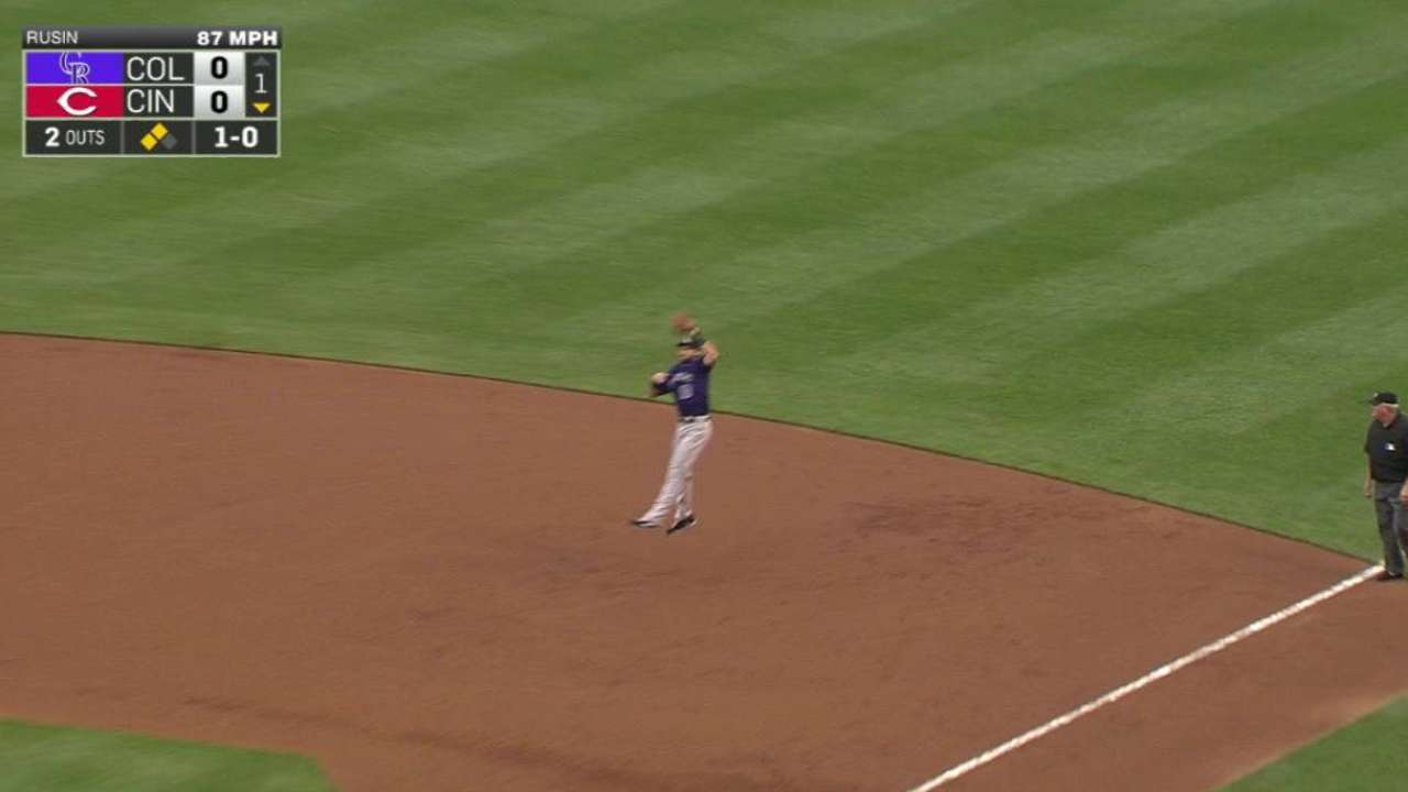 Paulsen's leaping grab