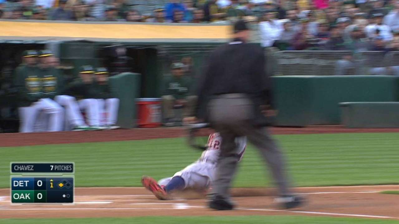 Price le gana el duelo a Chávez en victoria de Tigres