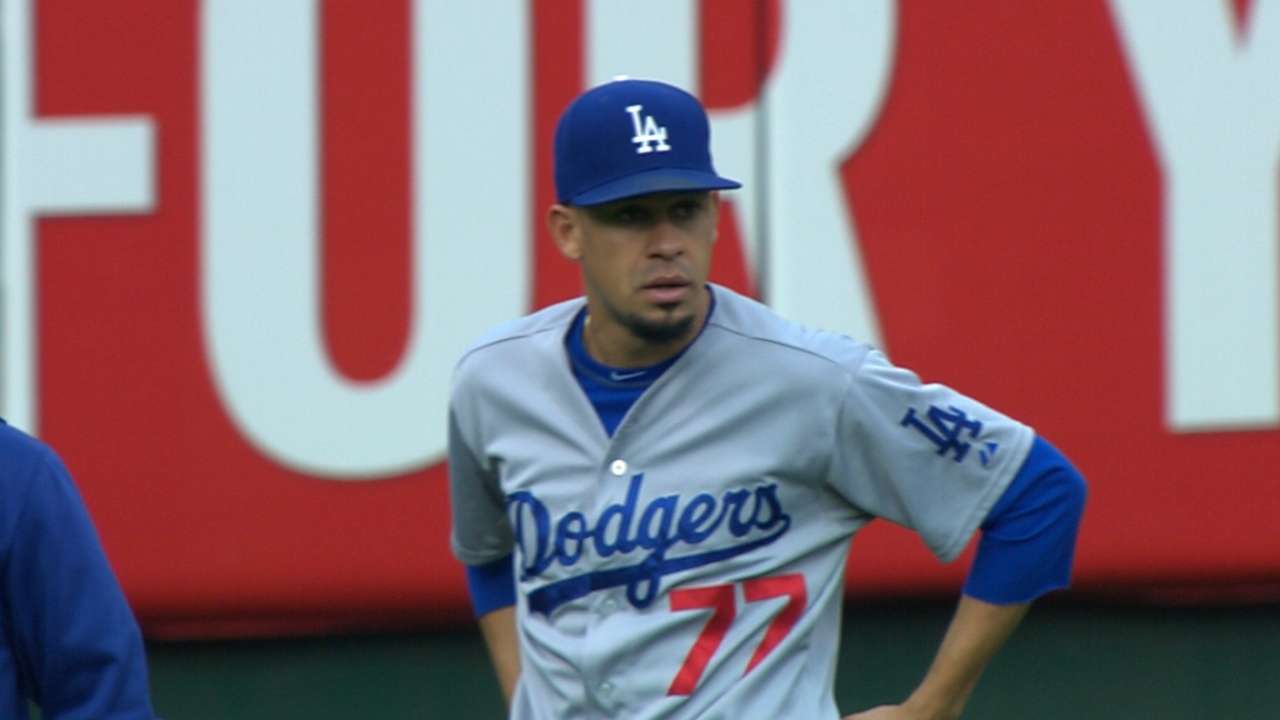 Frias shakes off bad start, outpitches Wacha