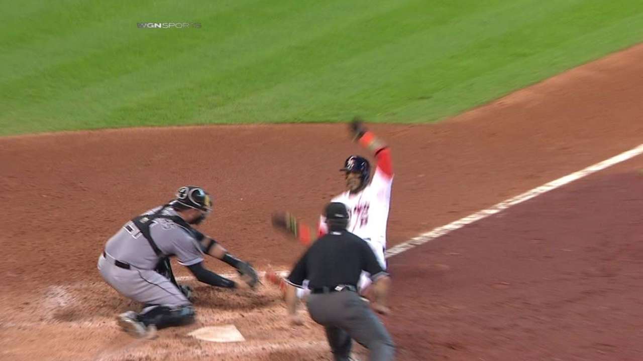 Ramirez throws out Villar