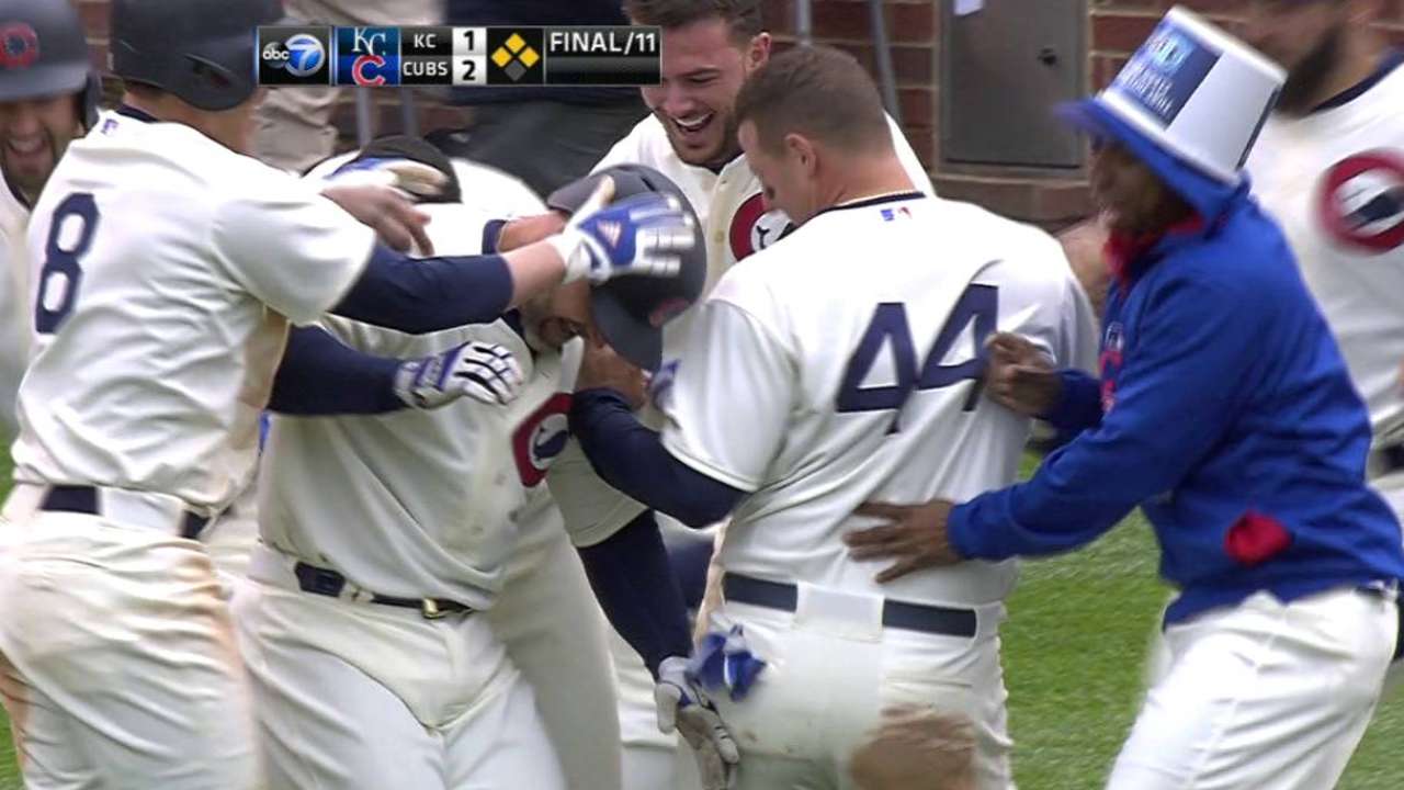 Cubs vencen a Reales con hit de Ross en la 11ma