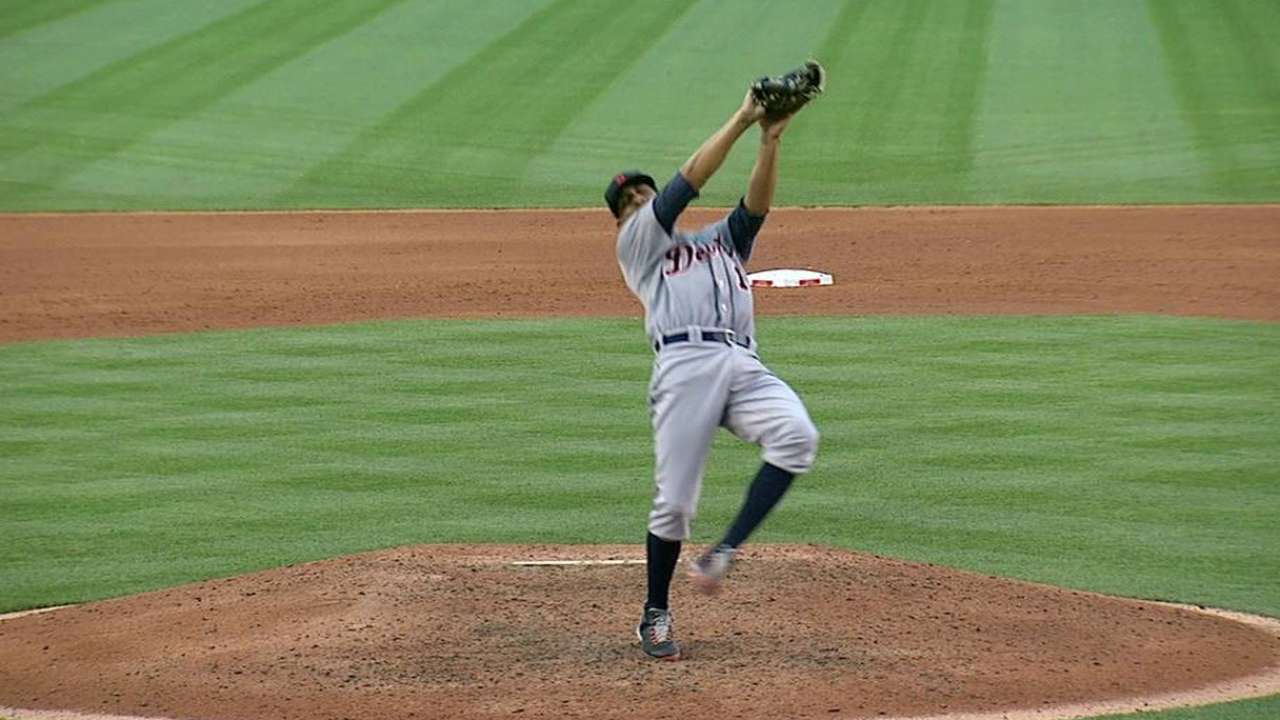 Price battles through deepest outing with Tigers