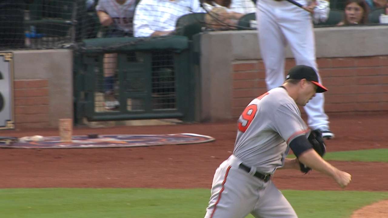 Wright escapes bases-loaded jam