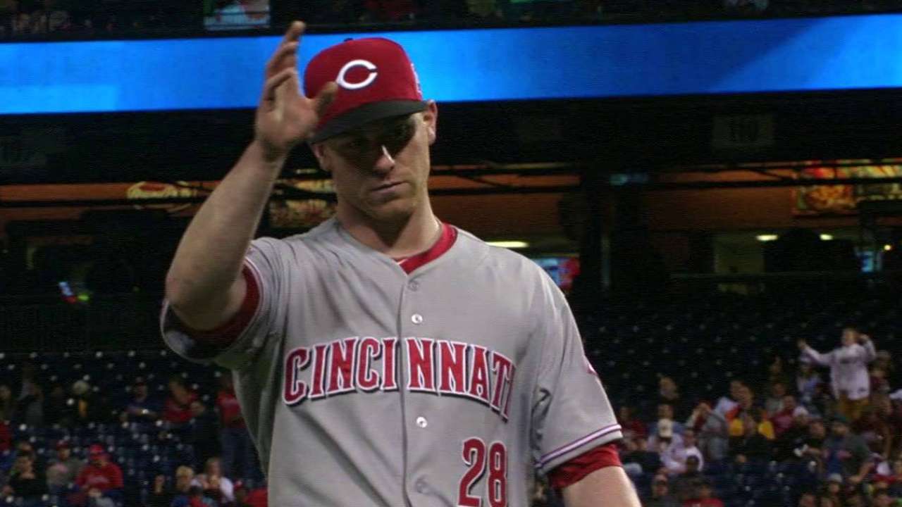DeSclafani gets warm ovation