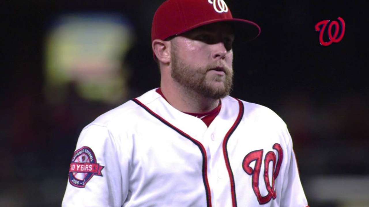 Nats' offense awakens to even set with Cubs