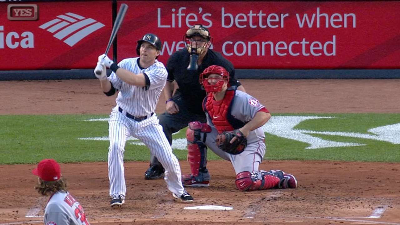 Drew smacks pair of homers