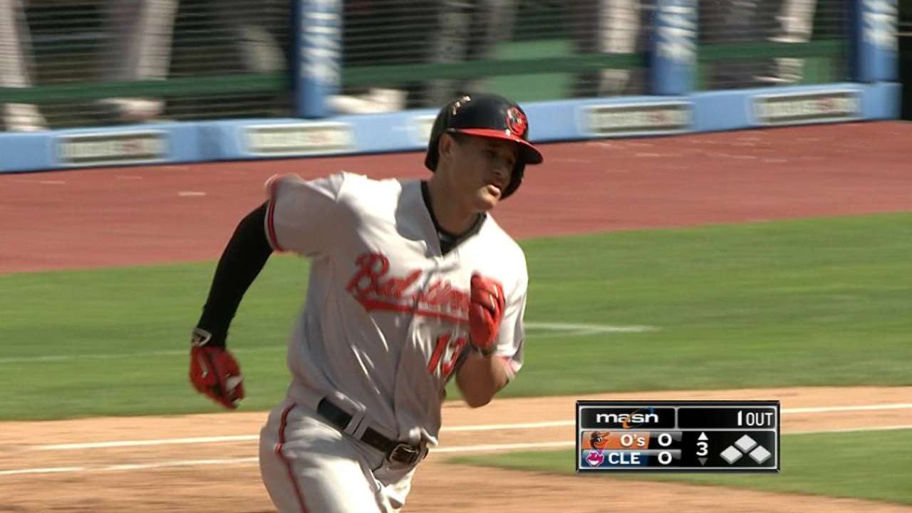 Machado's solo homer