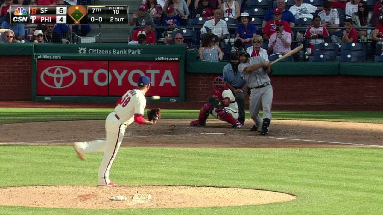 Bumgarner poncha a 11 y Gigantes superan a Filis