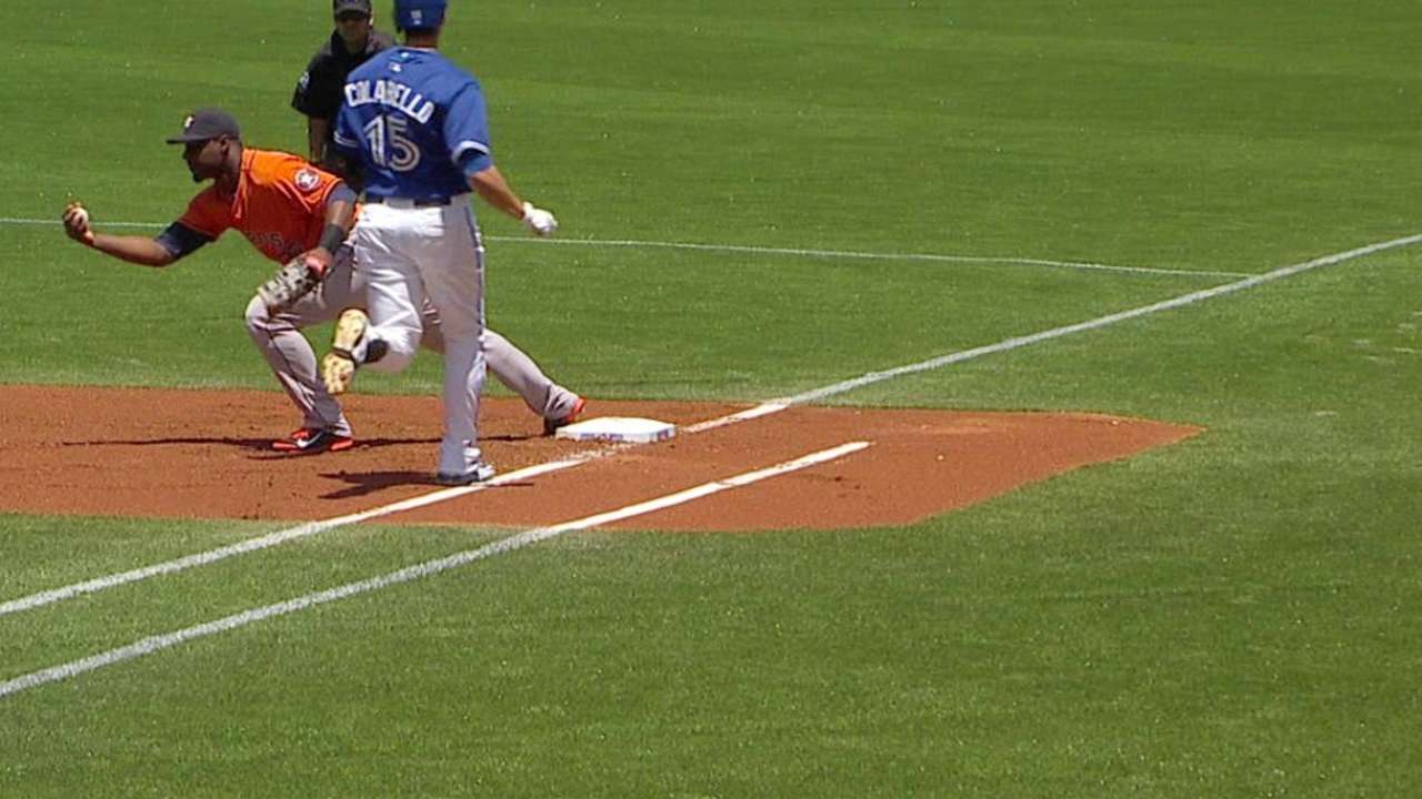 Young fan throws out first pitch