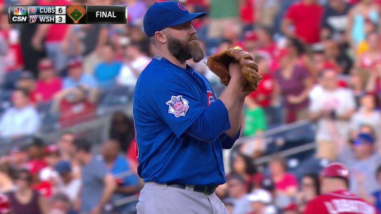 Motte earns the save