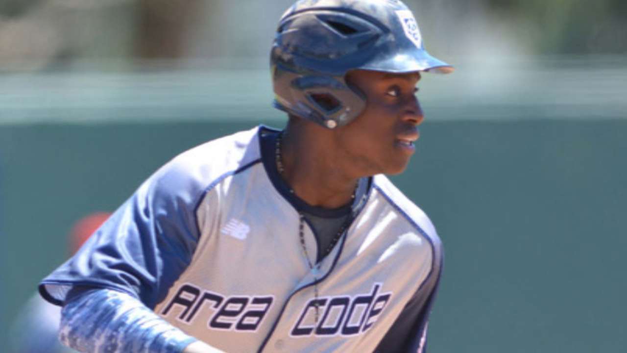 Brewers ink Orimoloye, plus 3 other Draft picks