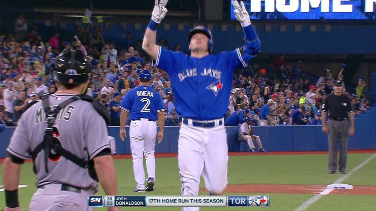 Donaldson's solo homer