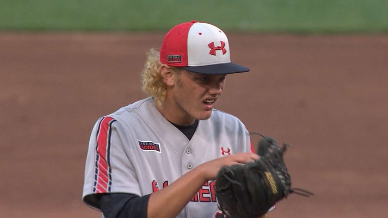 Royals stick to penchant for righties in Draft