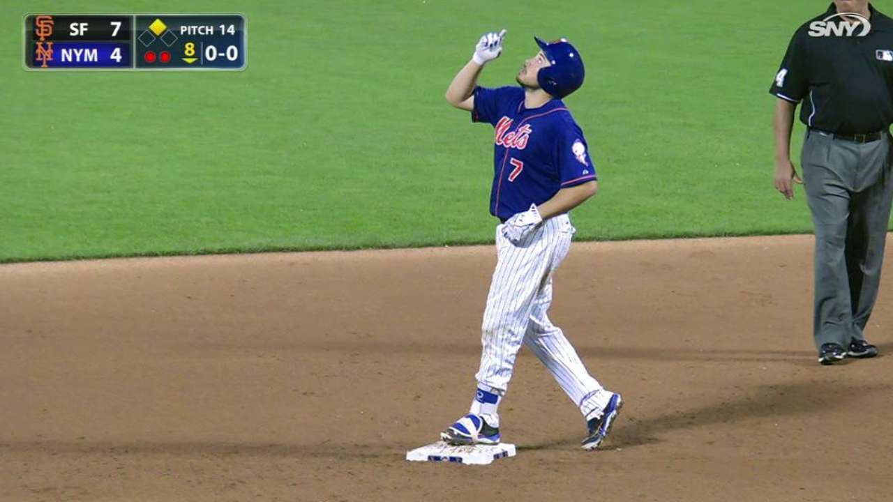d'Arnaud productive in return from disabled list